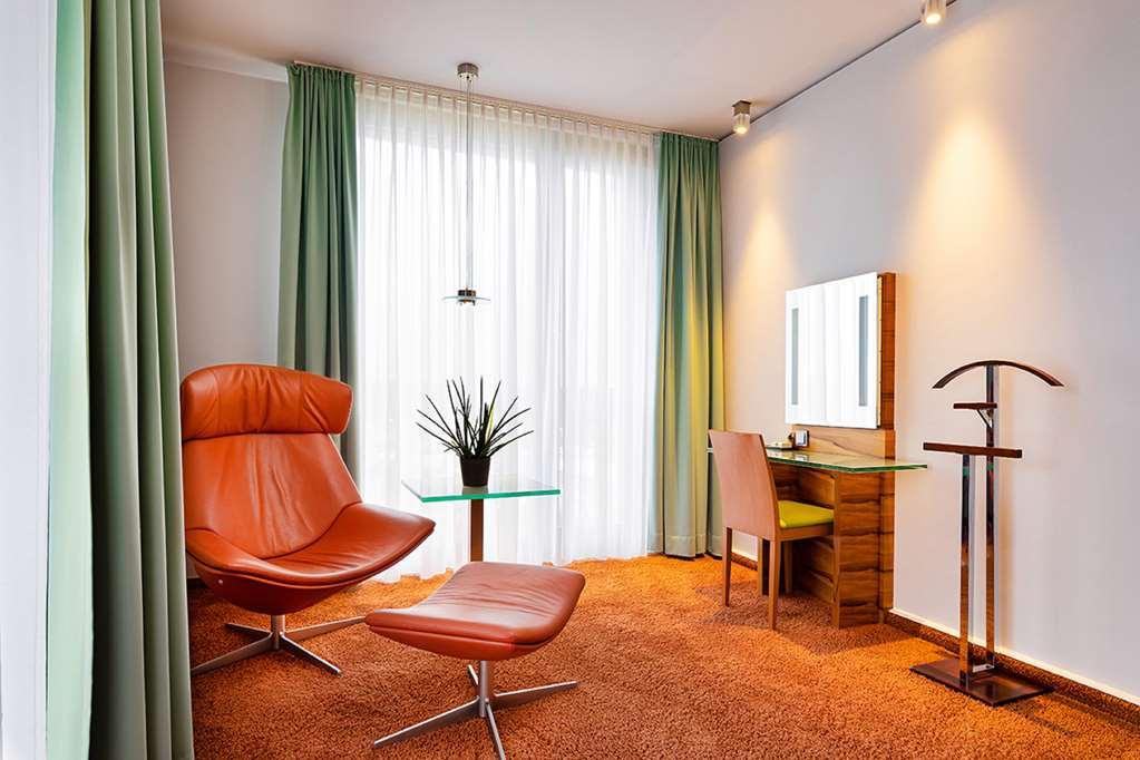 Schlosshotel Hellenstein Heidenheim an der Brenz Kamer foto